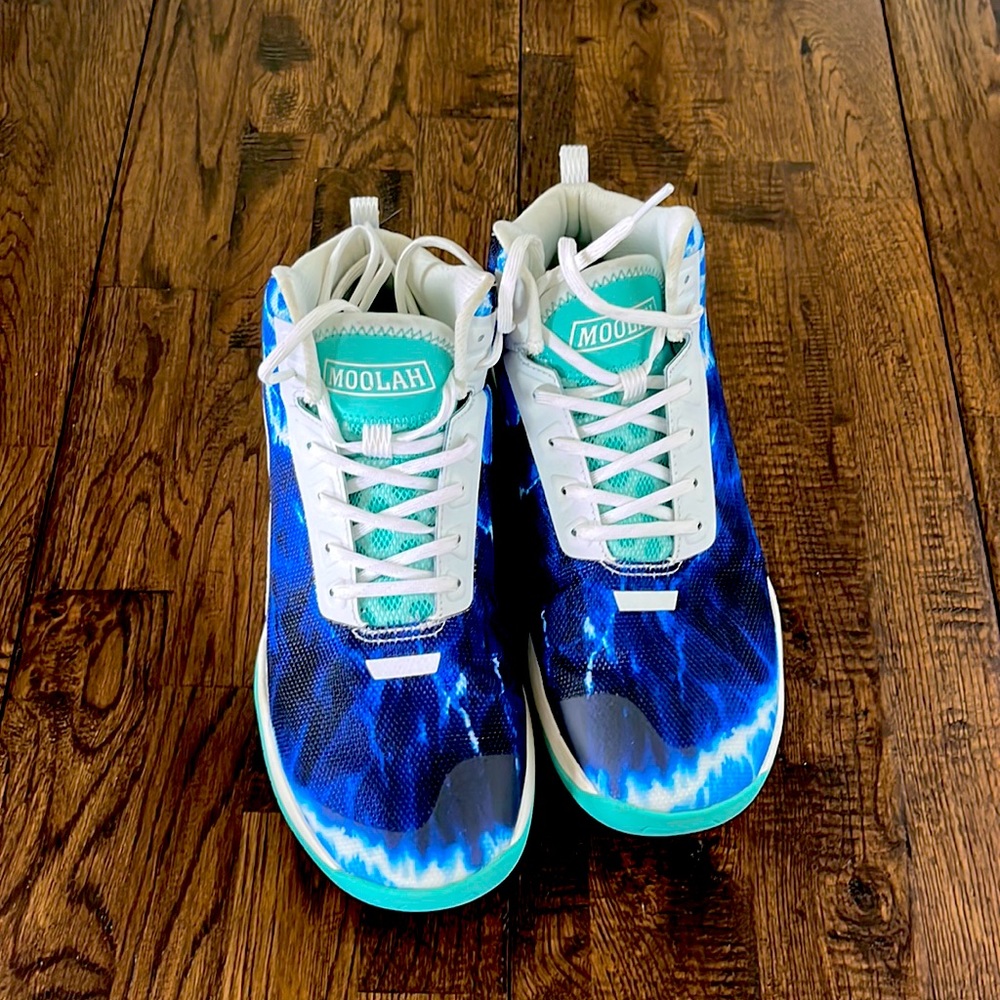Moolah basketball shoes, US W 7.5/barely worn